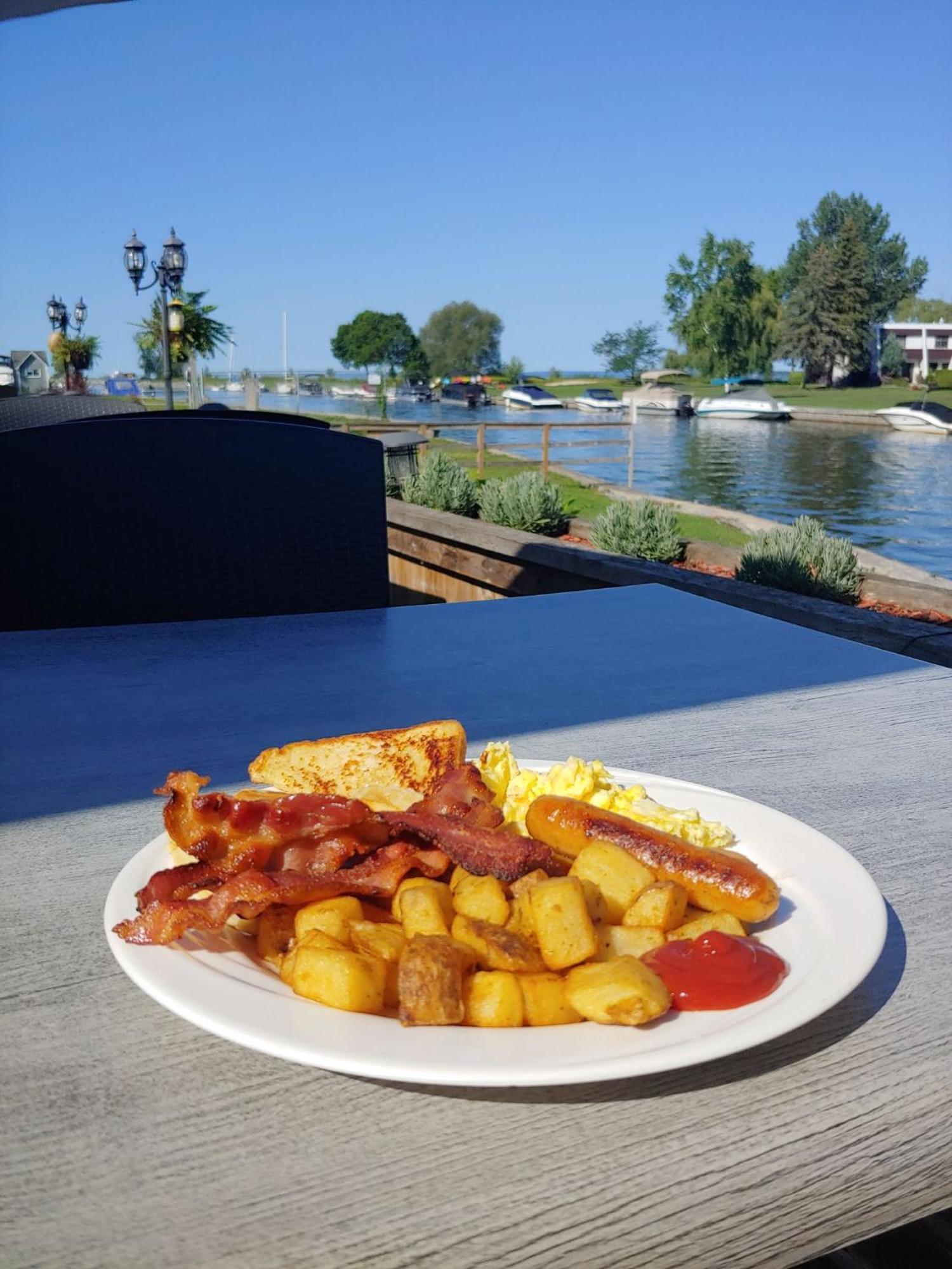 Lagoon City Pier One Resort Kültér fotó
